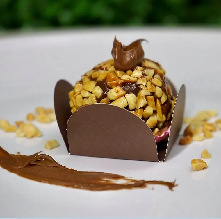 Brigadeiro de ferrero rocher da L.P Brigadeiros